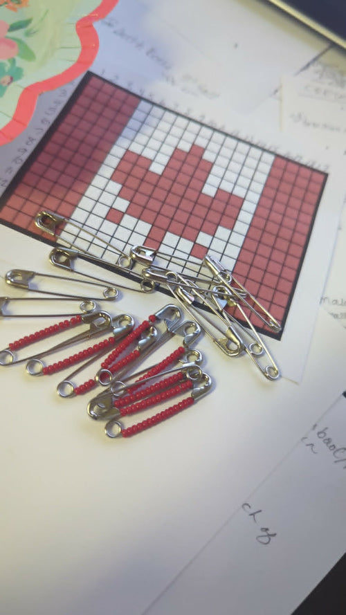 Canada Day Pin ~ beaded pin